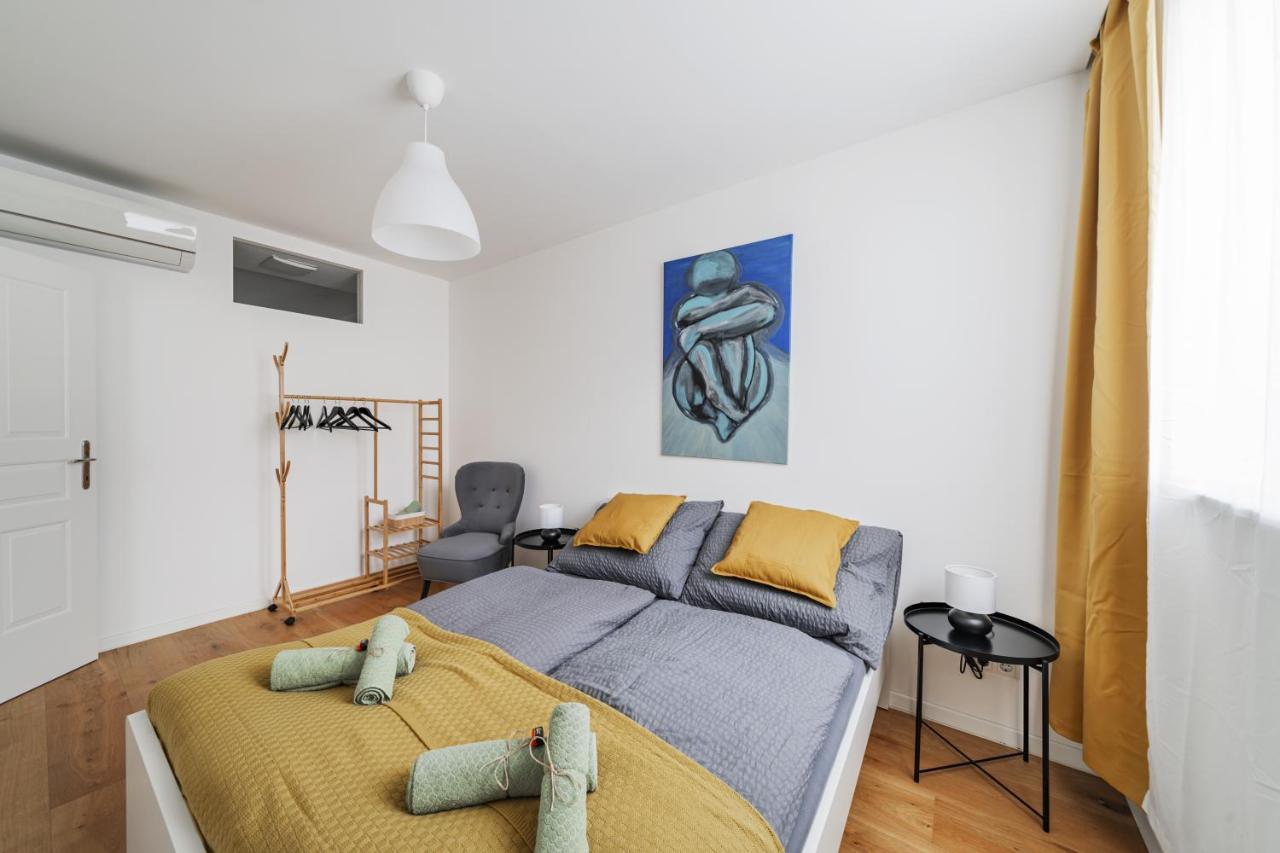 Business With Air Condition Apartamento Viena