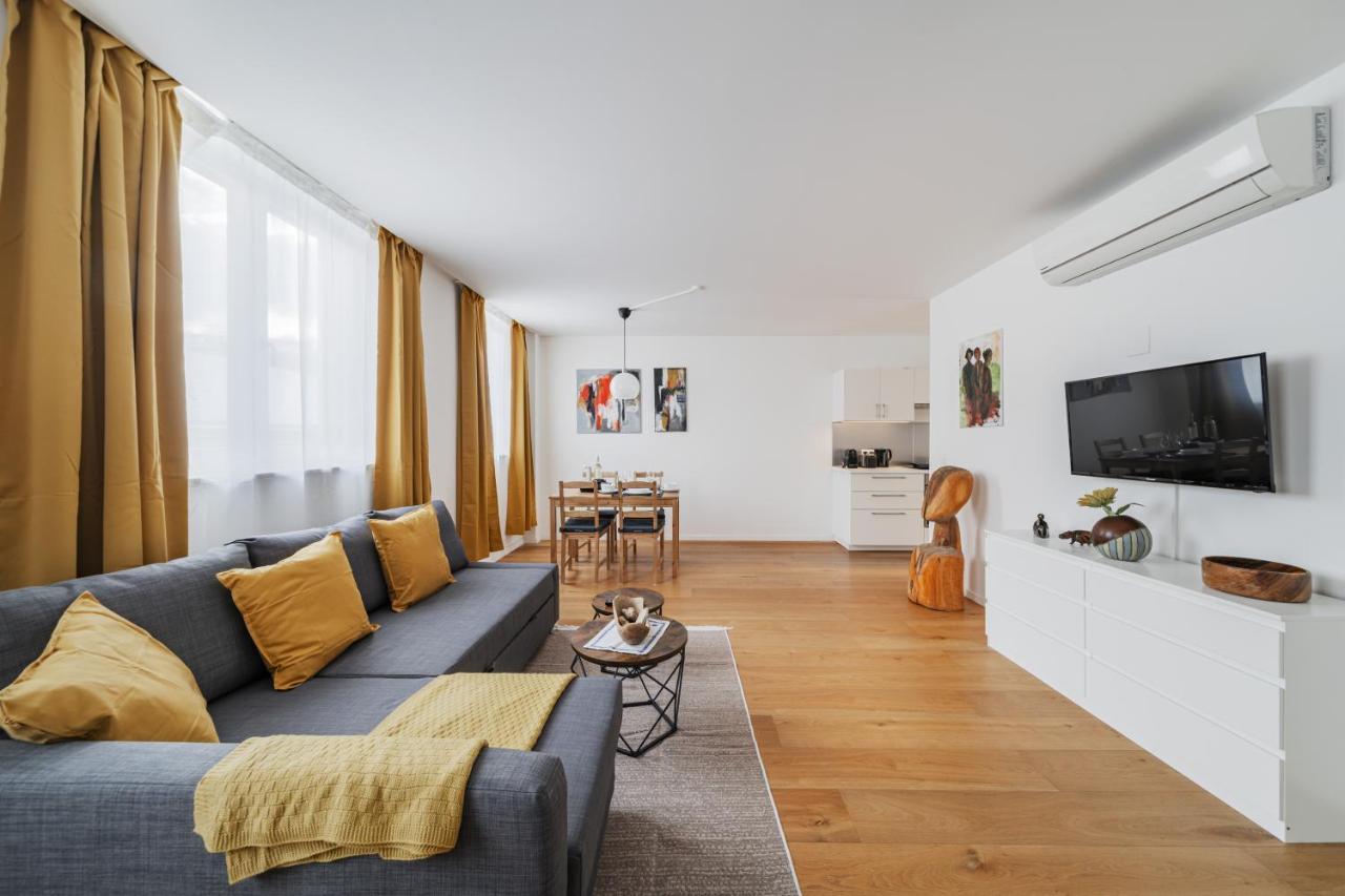 Business With Air Condition Apartamento